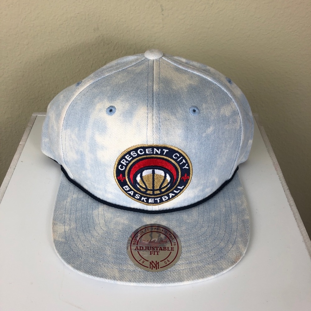 Mitchell & Ness Lite Acid Wash NBA Hat